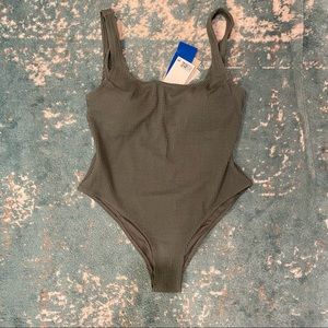 H&M green ribbed one piece bathing suit